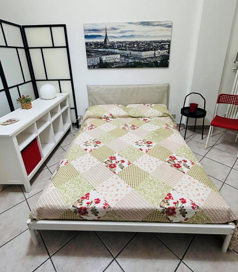 דירות טורינו Monolocale Maria Vittoria מראה חיצוני תמונה